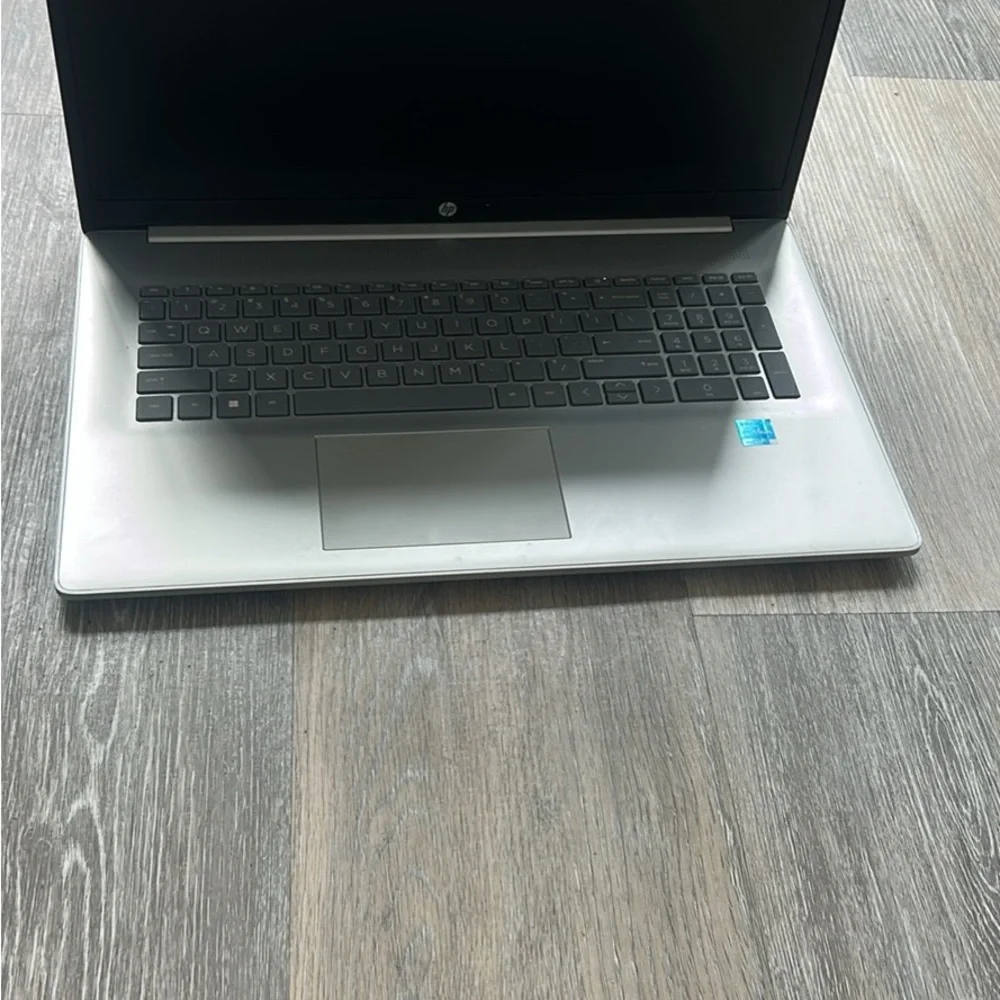 HP Silver Laptop